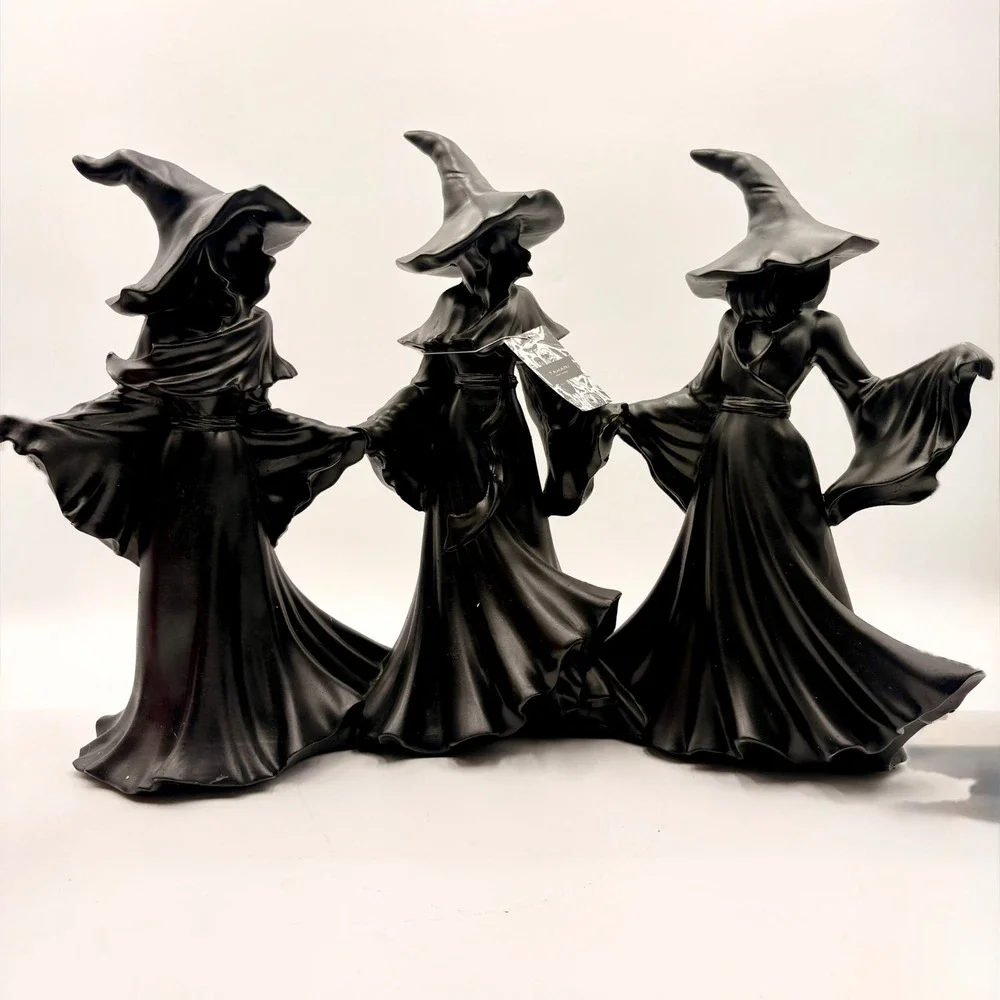 Tahari Home Halloween LARGE 3 Witches Holding Hands Figurine Matte Black NEW